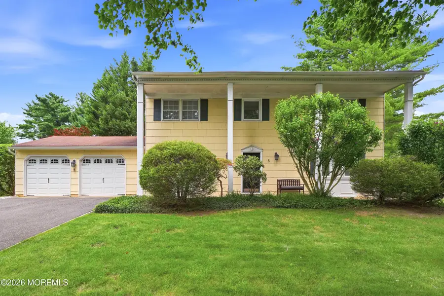 5 St Lawrence Way, Marlboro, NJ 07746 - #2