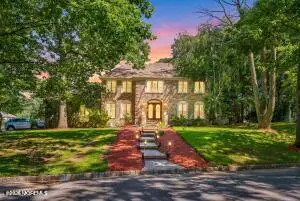 19 Cherokee Road, East Brunswick, NJ 08816 - #1