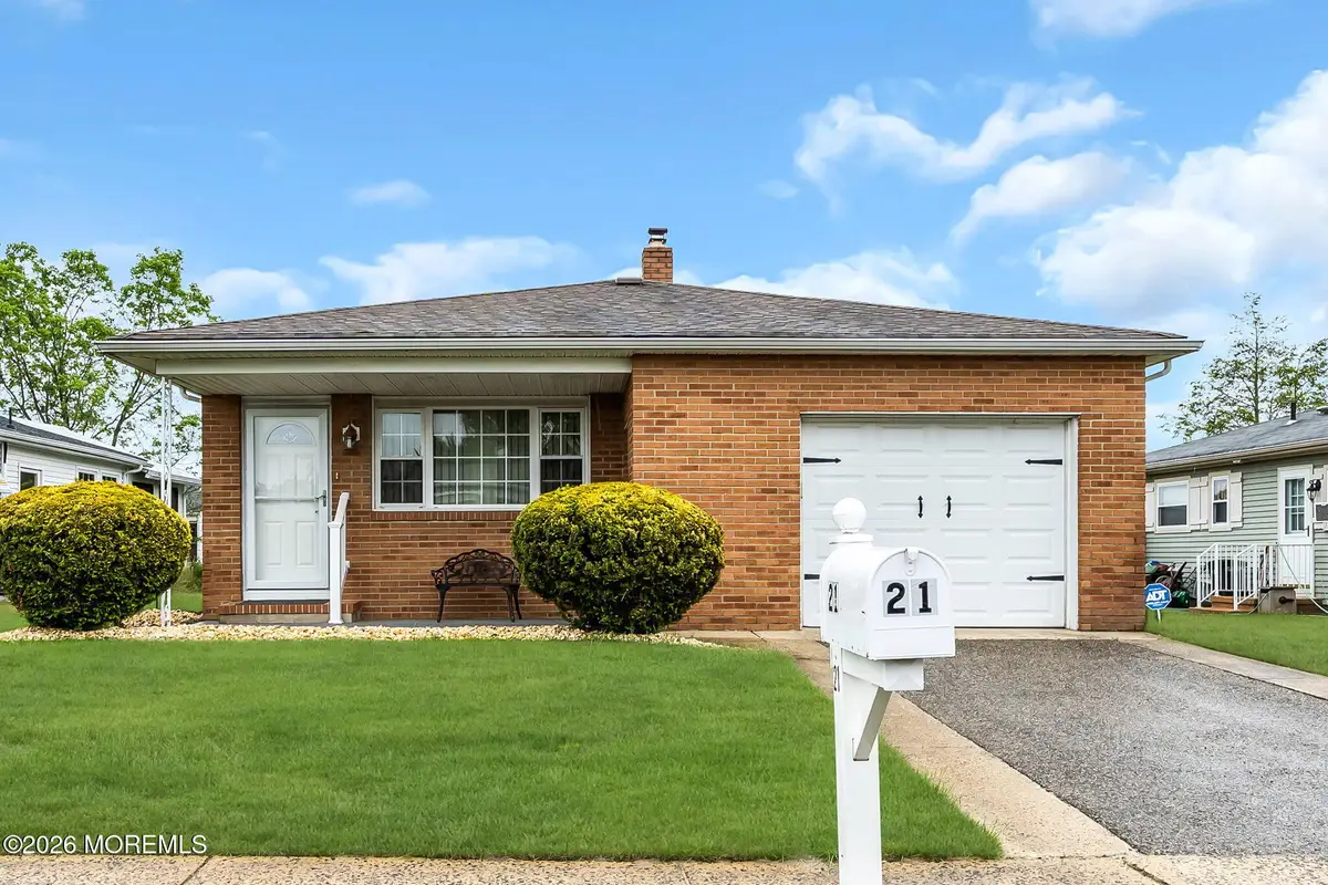 21 Maracaibo Place, Toms River, NJ 08757 - #1