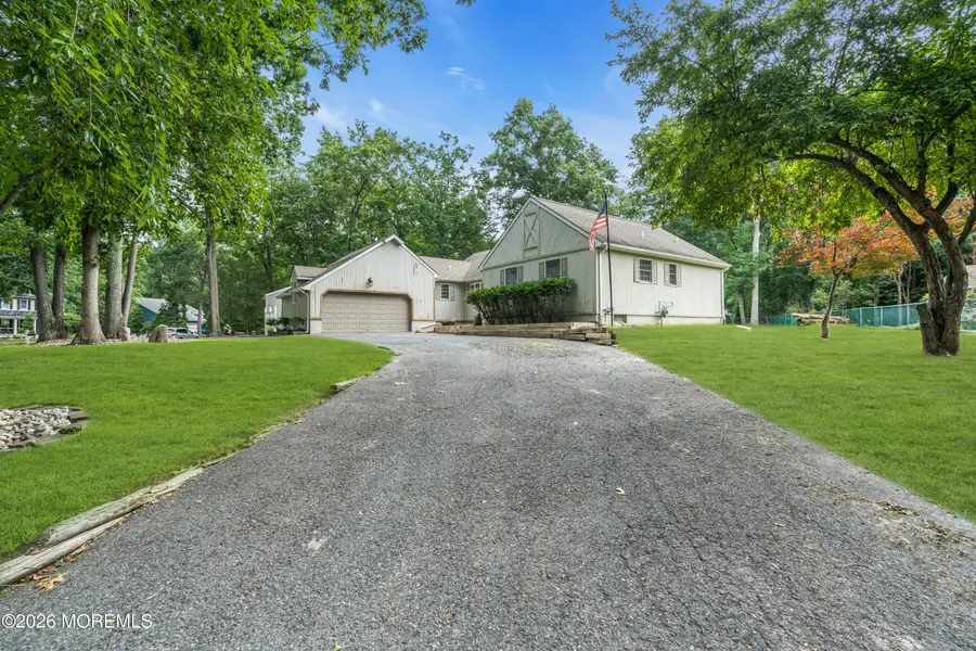 10 Oakwood Drive, New Egypt, NJ 08533 - #2