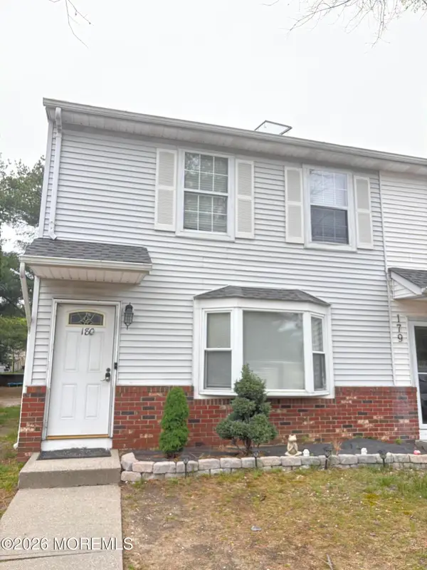 180 Eva Court, Jackson, NJ 08527