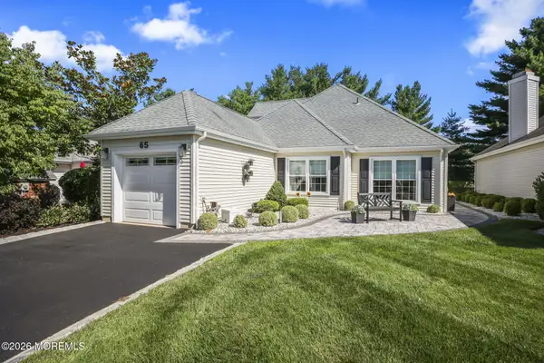 65 Hazel Drive, Freehold, NJ 07728