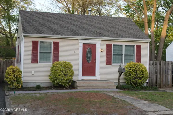 21 Coolidge Drive, Brick, NJ 08724