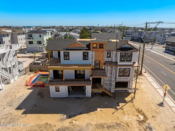2 79th Street, Harvey Cedars, NJ 08008