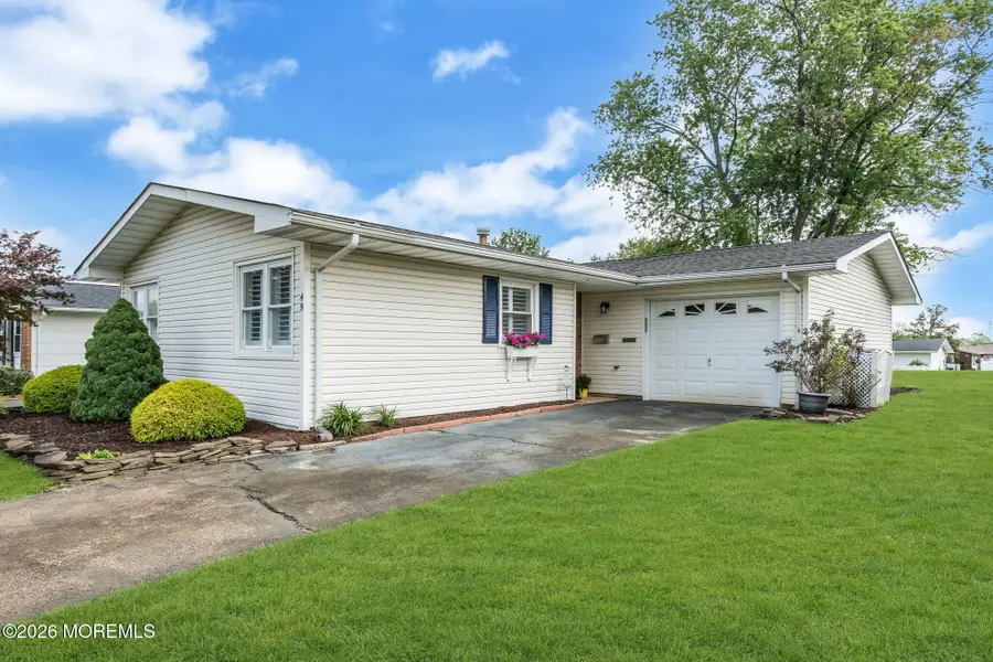 49 Sidney Court, Brick, NJ 08724 - #3