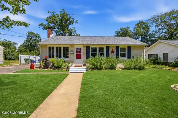 424 Prospect Avenue, Pine Beach, NJ 08741 - #1
