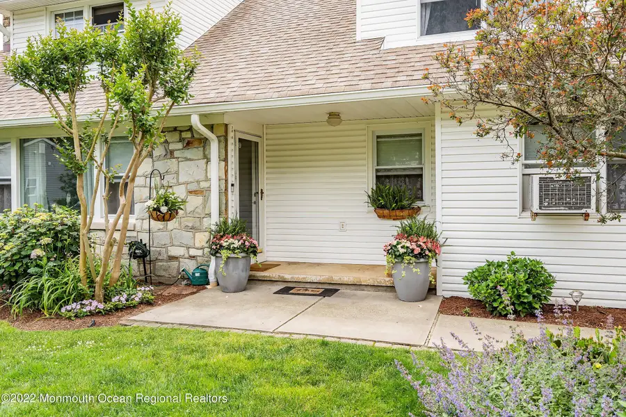 561 Central Avenue, Spring Lake Heights, NJ 07762 - #3