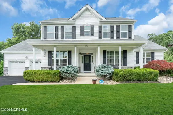 35 Aidan Lane, Jackson, NJ 08527
