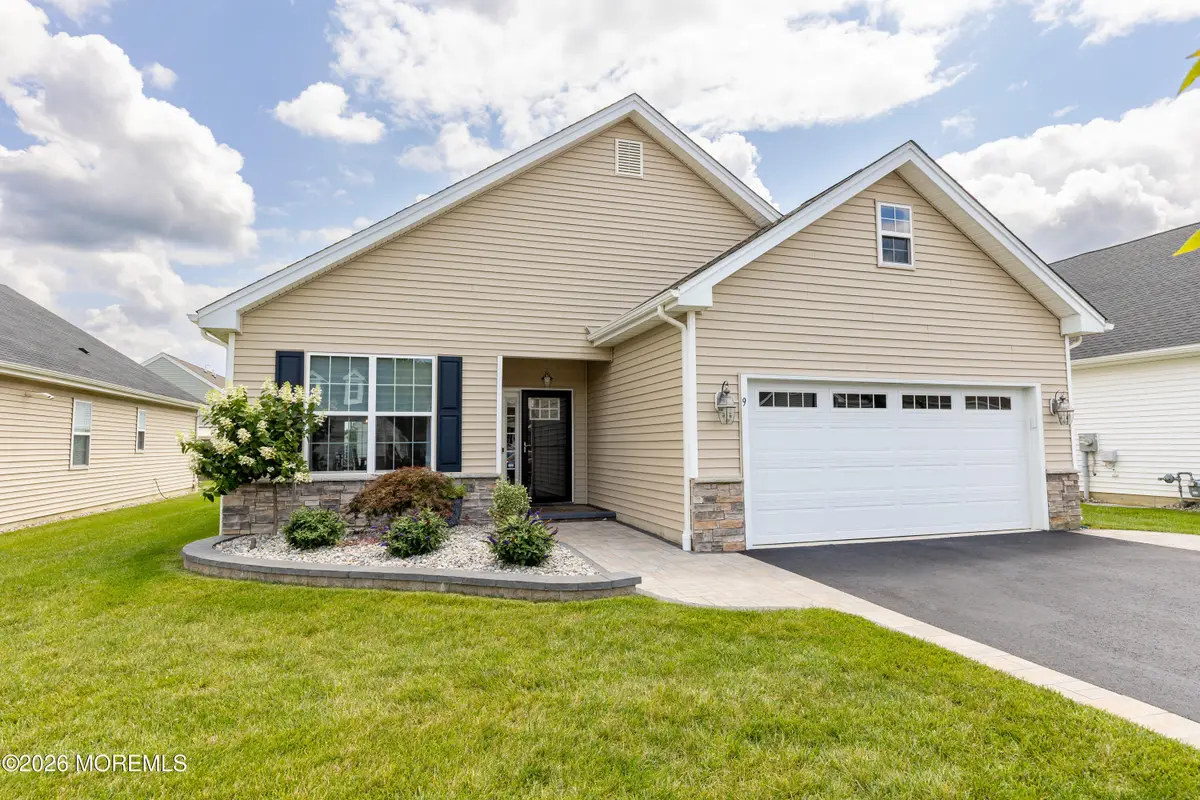 9 Emerald Road, New Egypt, NJ 08533 - #1