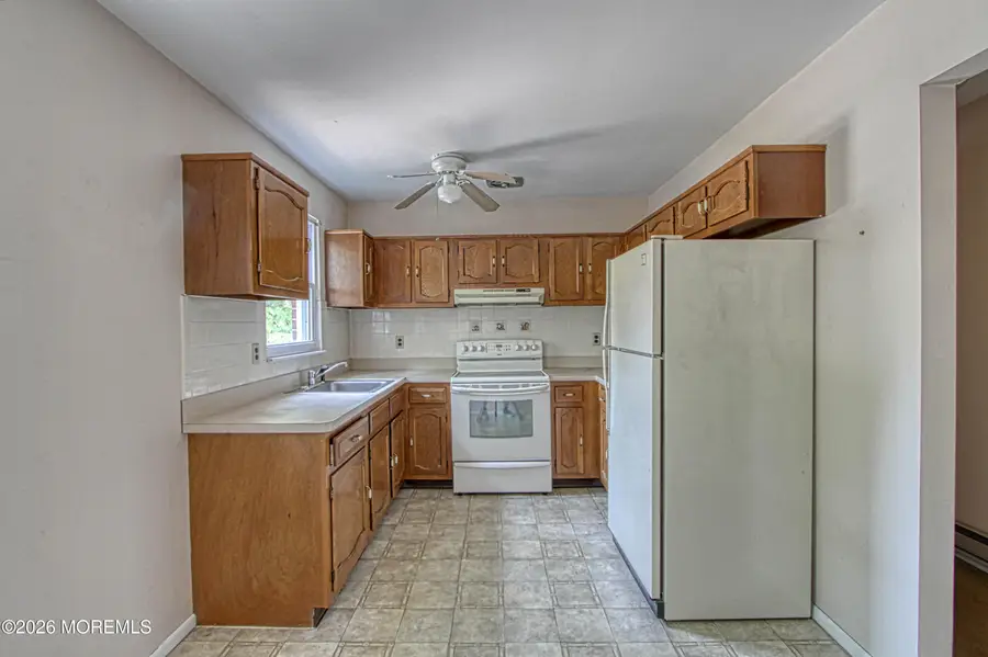 2 Lexington Drive #B, Whiting, NJ 08759 - #2