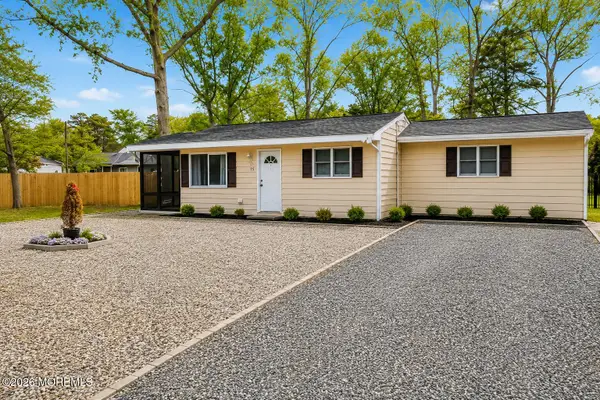 15 Starboard Way, Waretown, NJ 08758