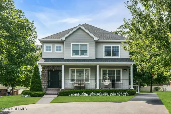 108 Vintage Circle, Lakewood, NJ 08701