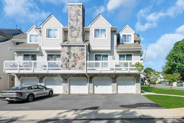 4303 Norma Place #4303, Toms River, NJ 08755