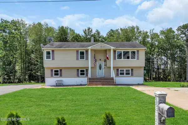 1560 Salem Street, Lakewood, NJ 08701