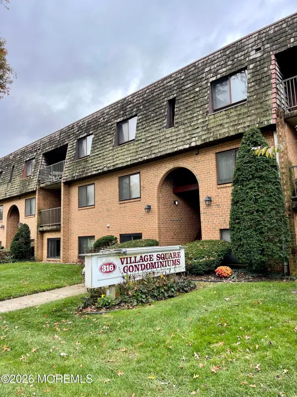 316 White Horse #300, West Collingswood, NJ 08107