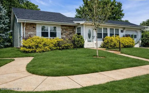 66A Ivy Court #1001, Lakewood, NJ 08701