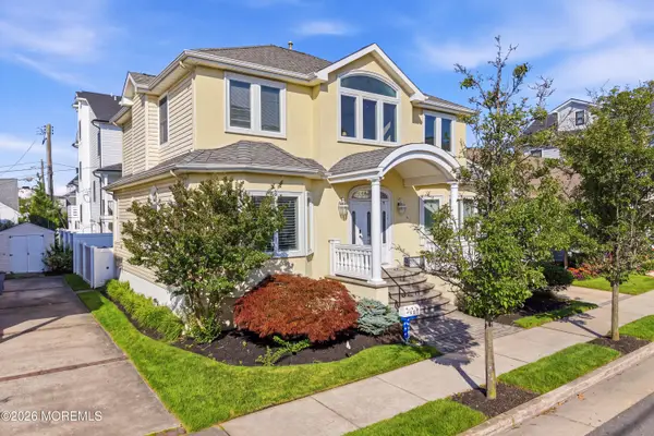 21 Kenyon Avenue, Margate, NJ 08402