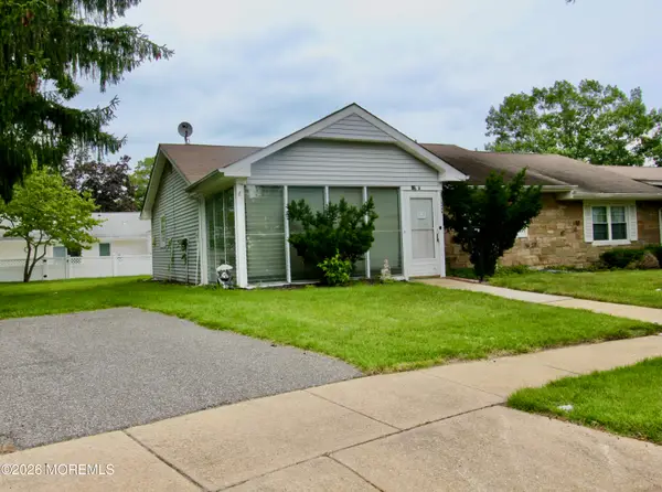 12A Cactus Drive, Lakewood, NJ 08701