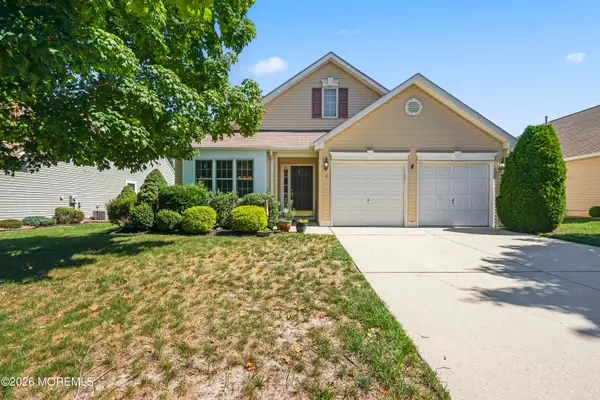8 Long Bay Road, Jackson, NJ 08527