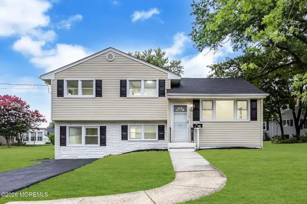 11 Pleasant Valley Drive, Woodbury, NJ 08096