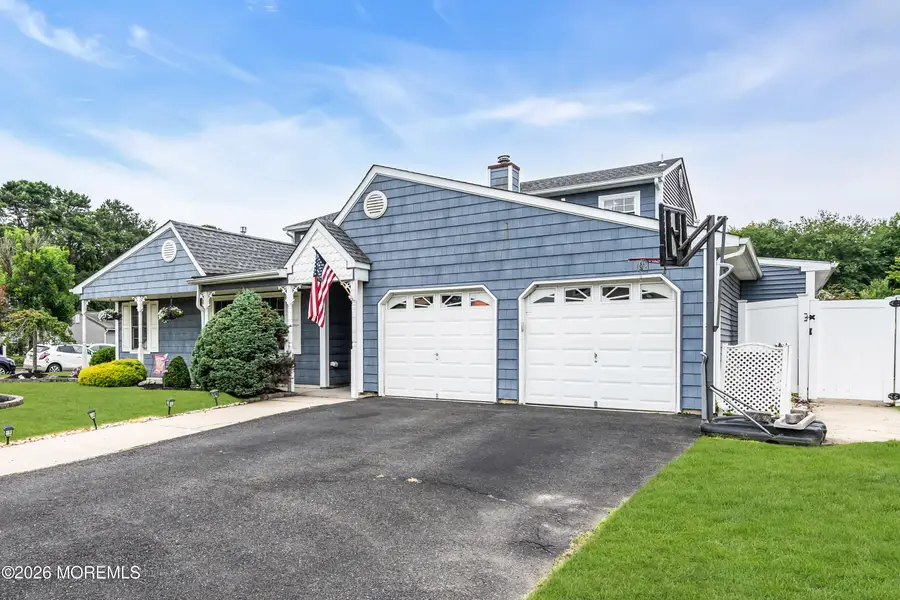 3 Hedgewood Road, Howell, NJ 07731 - #2