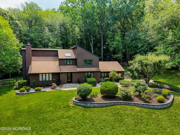 18 Constitution Drive, Leonardo, NJ 07737