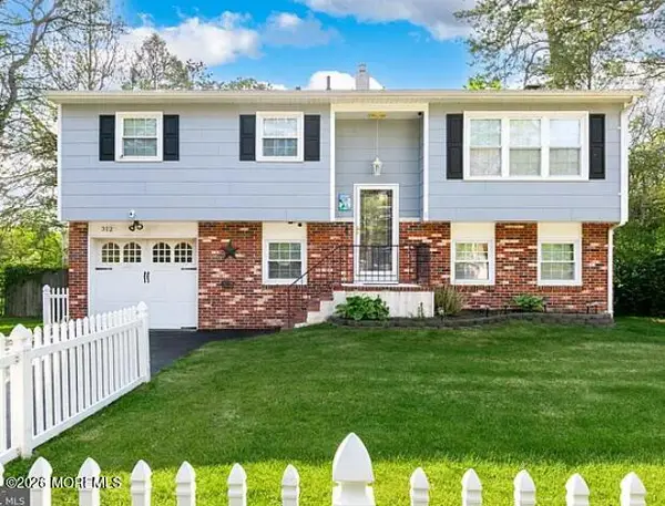 312 Iriquois Trail, Browns Mills, NJ 08015