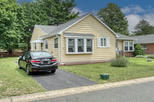 6 Crockett Lane #A, Whiting, NJ 08759