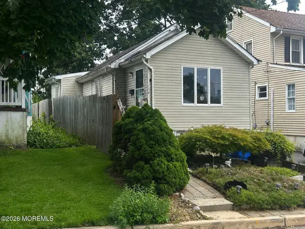 128 Chamone Avenue, Leonardo, NJ 07737
