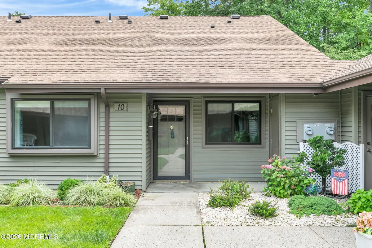 10 Medford Court, Red Bank, NJ 07701 - #1