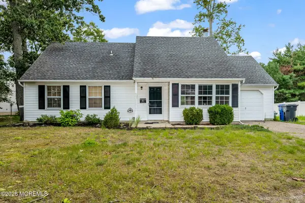 28 Brand Road, Toms River, NJ 08753