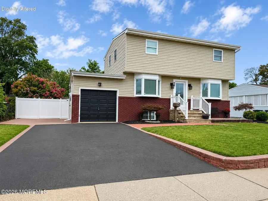 23 Fleetwood Drive, Hazlet, NJ 07730 - #2