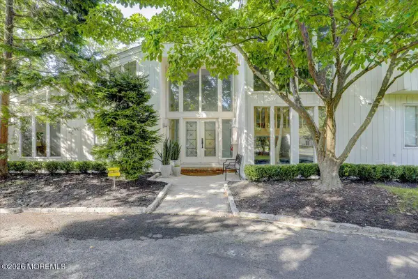 311 Park Avenue, Oakhurst, NJ 07755