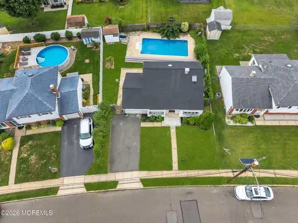 16 Falmouth Road, Hamilton, NJ 08620