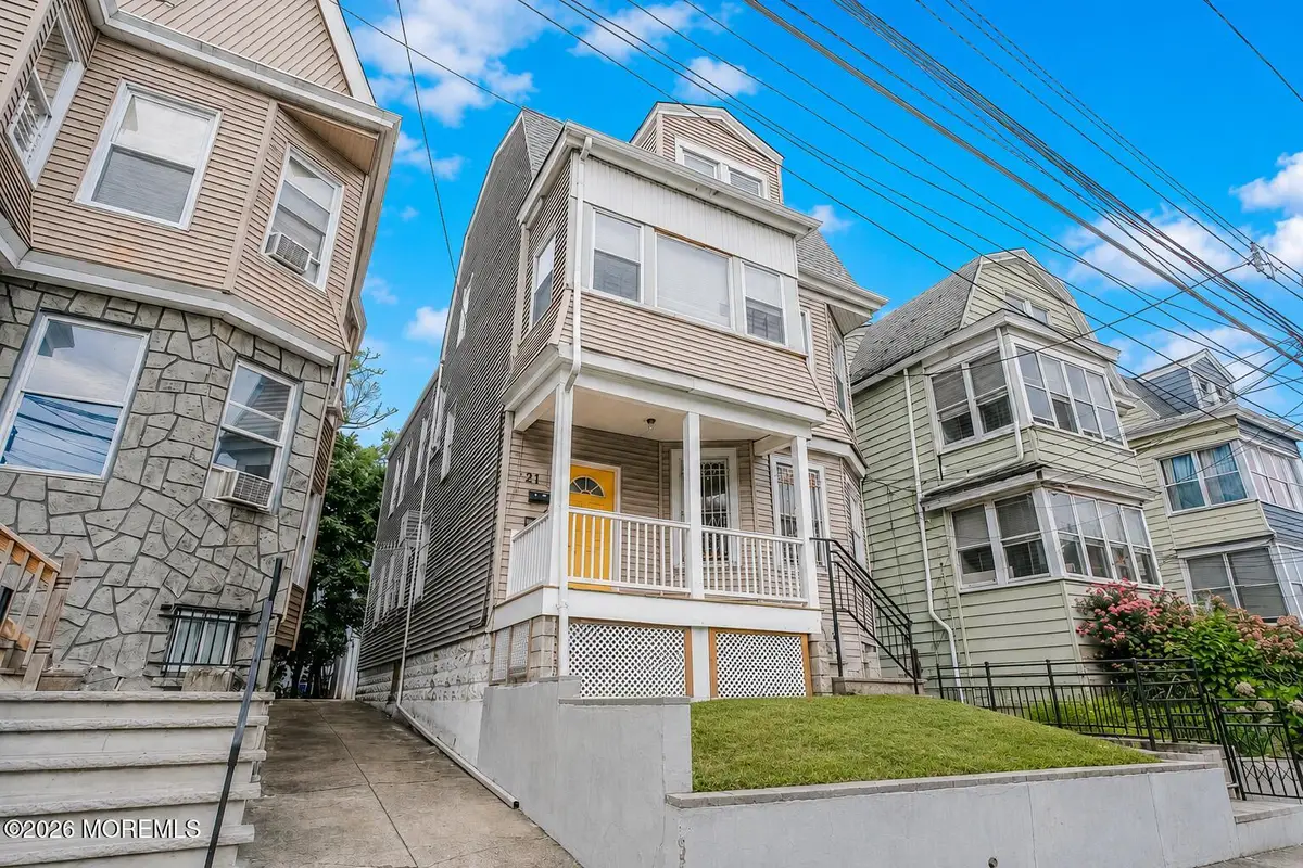21 Gladstone Avenue, Newark, NJ 07106 - #1