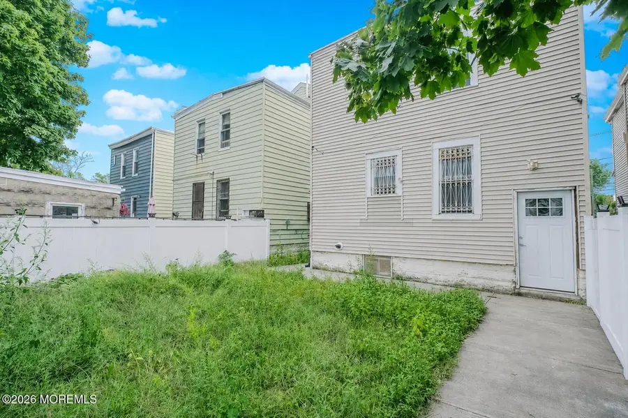 21 Gladstone Avenue, Newark, NJ 07106 - #2