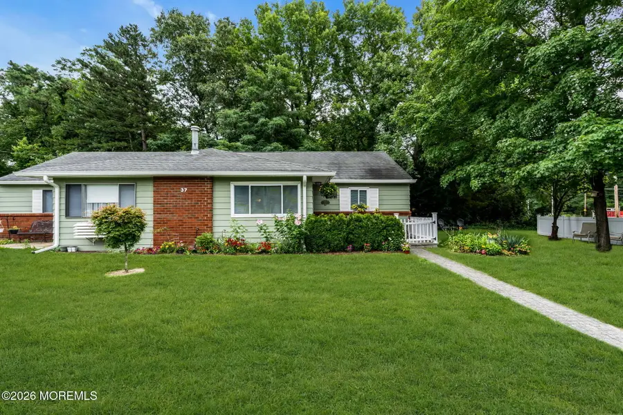 37 Pheasant Street #A, Manchester, NJ 08759 - #3