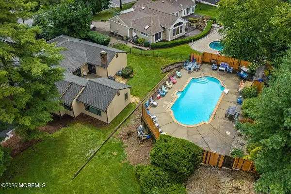 25 Hillside Avenue, Livingston, NJ 07039