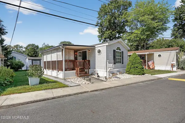 4 South Drive, East Windsor, NJ 08520