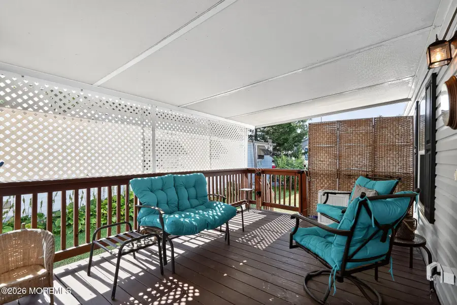 4 South Drive, East Windsor, NJ 08520 - #3