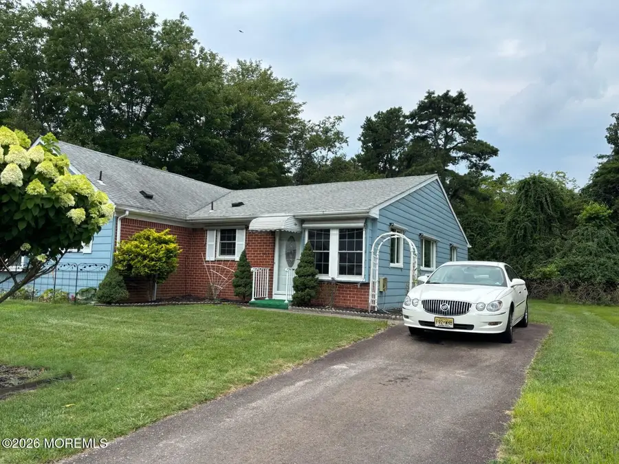 136 Hudson Parkway #B, Whiting, NJ 08759 - #2