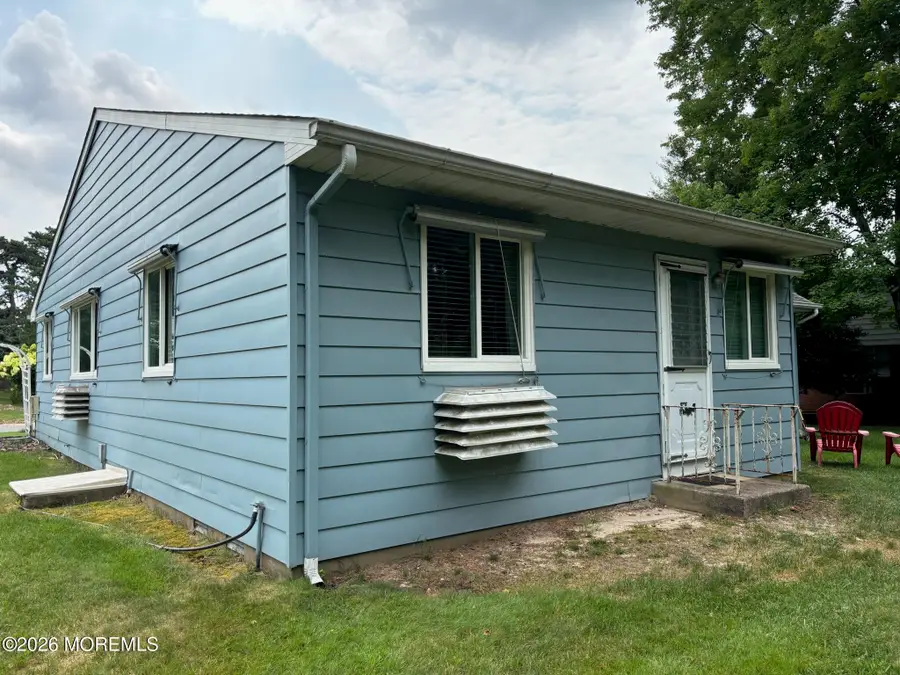 136 Hudson Parkway #B, Whiting, NJ 08759 - #3