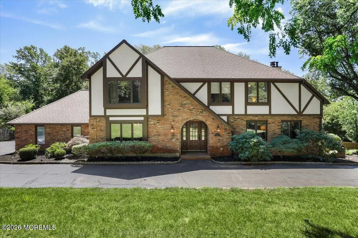 16 Sherwood Court, Holmdel, NJ 07733 - #1