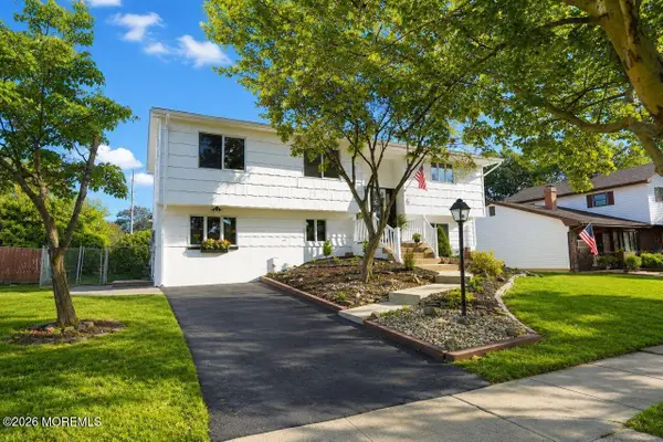 6 Ennis Drive, Hazlet, NJ 07730