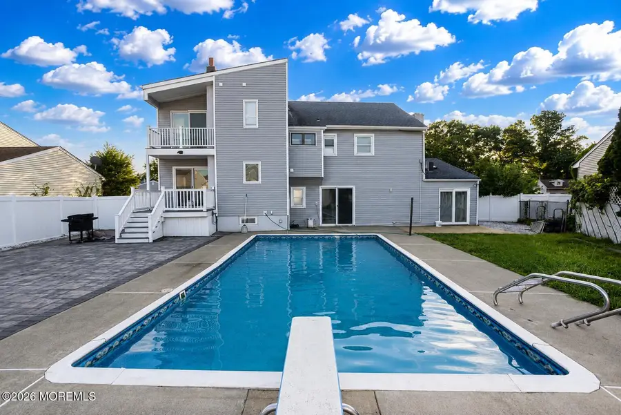 18 Robinhood Drive, Parlin, NJ 08859 - #2