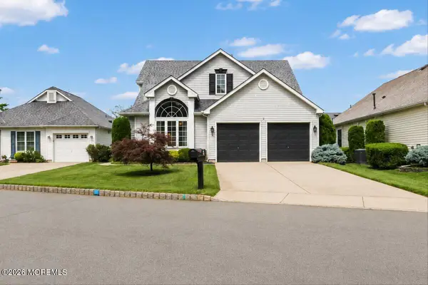 5 Avon Drive, Jackson, NJ 08527