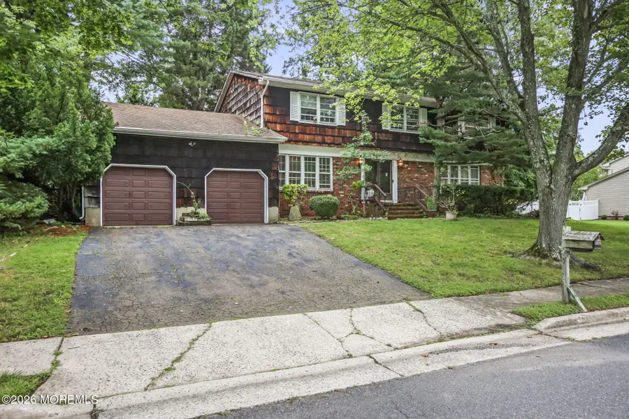 5 Spencer Circle, Marlboro, NJ 07746 - #2