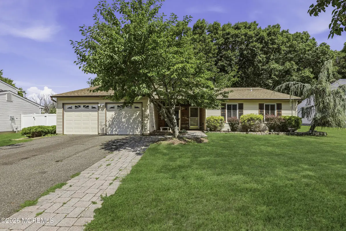 18 Snowdrift Lane, Howell, NJ 07731 - #1