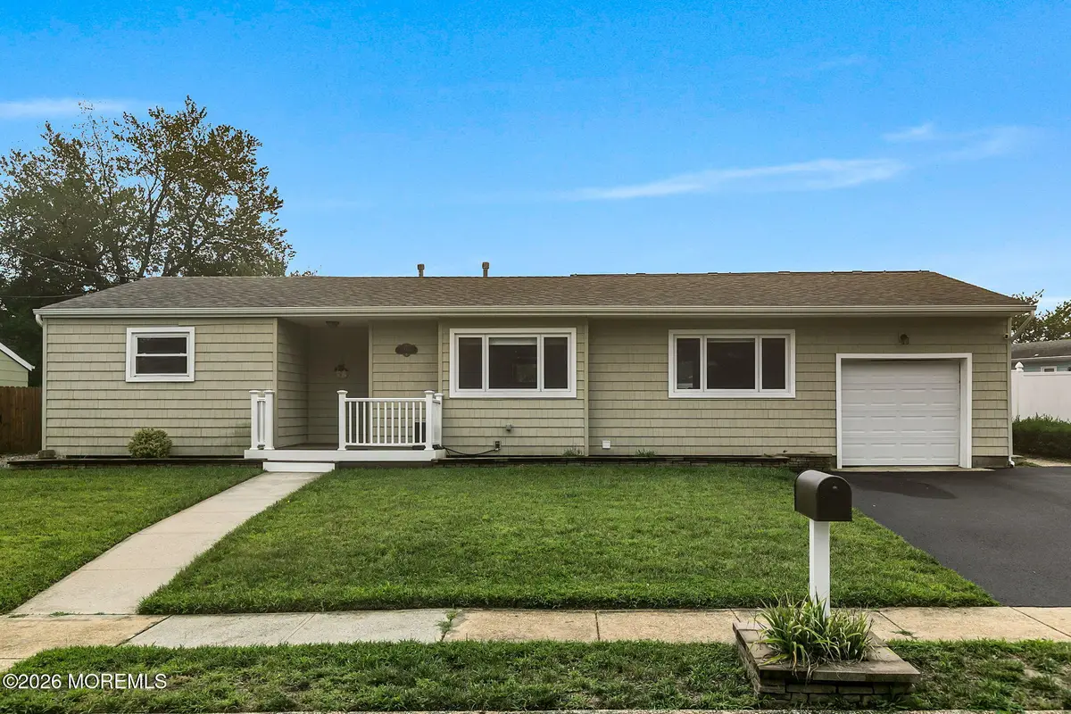935 Gloucester Drive, Toms River, NJ 08753 - #1