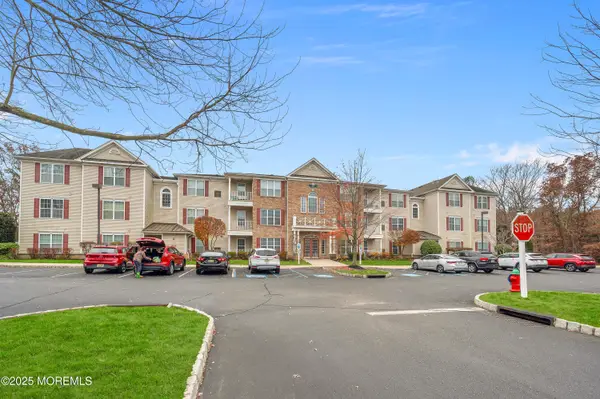 632 Sophee Lane, Lakewood, NJ 08701